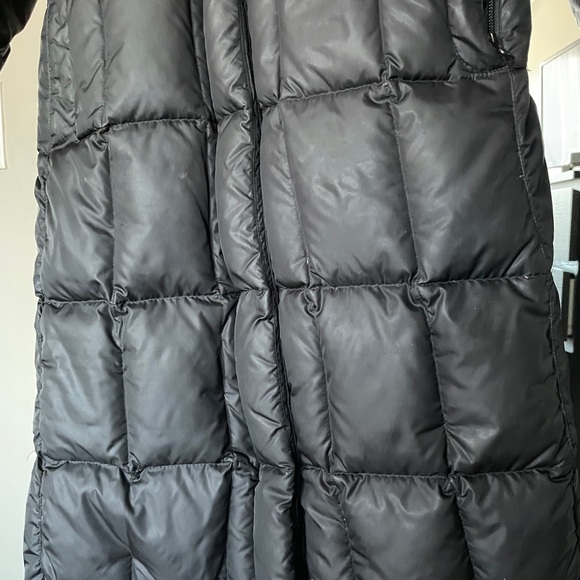 COPY - The North Face Winter jacket - Picture 6 of 11